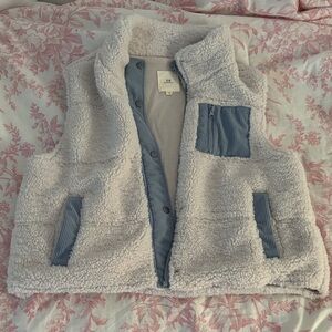 Cozy Sherpa Vest with Blue Accents
